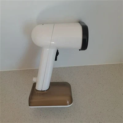 हैंडहेल्ड कपड़े स्टीमर